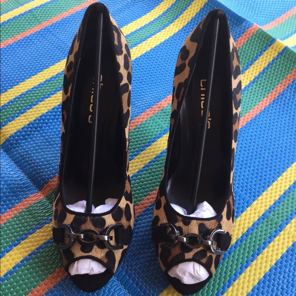 Chico's CalfHair Black/CheetahPrintHeels PumpsShoe - Picture 7 of 7